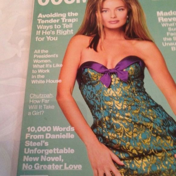 Vintage November 1991 Cosmopolitan Magazine - Picture 3 of 4